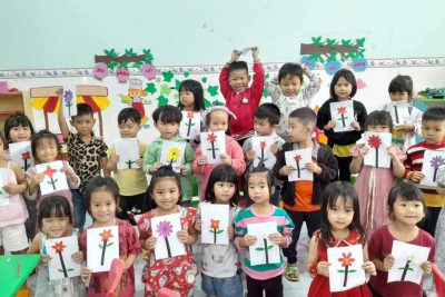 Hoạt động trải nghiệm ngày Phụ nữ Việt Nam